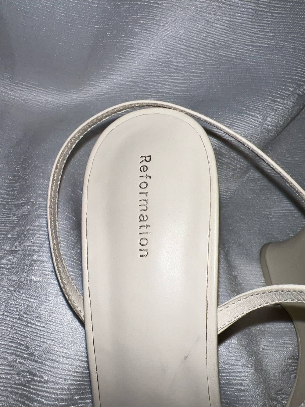 Reformation Margot 75MM Metallic Leather Wedge Sandals Cream Knot Front Heel SB9 - Picture 7 of 10